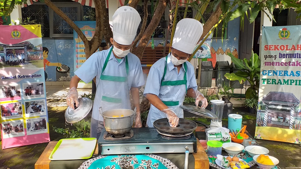 Mengenal Program Keterampilan Tata Boga di SLB PGRI Sumbersari